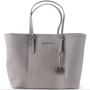 Michael Kors Micro-Studded Saffiano Pearl Gray Jet Set Medium Shoulder Tote Bag.